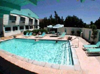 Apache Motel 